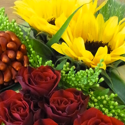 Coclico Hendaye Fleuriste Pays basque Hendaye Biarritz Composition Minerve Coclico Hendaye Fleuriste Pays basque Hendaye Biarritz Composition Minerve